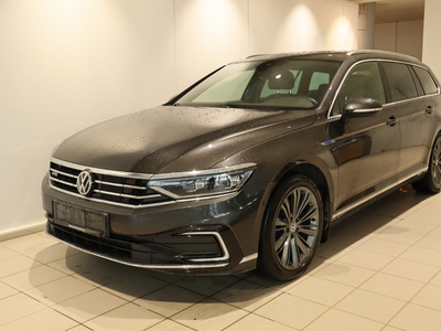 2020 Volkswagen Passat GTE 218hk