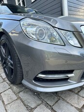 Mercedes-Benz E-Klasse E 200 CDI inkl SKIGUARD 850 i bilen farge