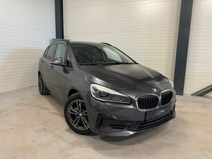 BMW 2-serie 225xe iPerformance4x4/ Navi/ R-kamera/ DAB+/ NyService