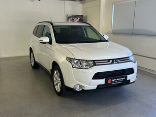 Mitsubishi Outlander Navigasjon/Xenon/H.Feste/Rockford/2 eiere/Eu 02.25