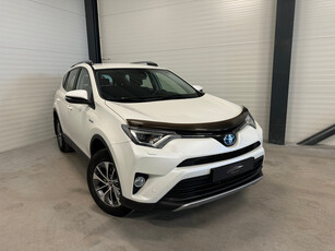 Toyota RAV4 2,5 Hybrid 2WD Navi/ Krok/ ACC/ R.kamera/ DAB/ Keyless