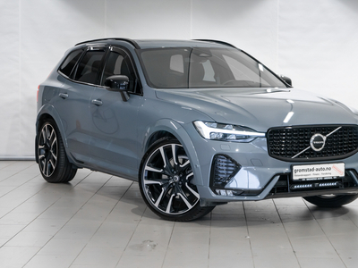 2022 Volvo XC60 B5 AWD R-design