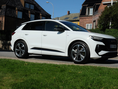 2023 Audi Q4 e-tron 45 Quattro Business Edition