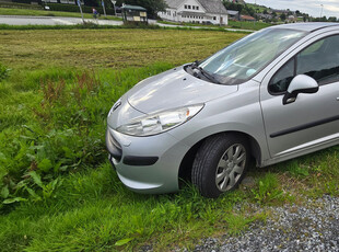 Peugeot 207 1.4-88