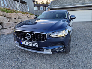 Volvo V90 Cross Country D4 Pro-Skiboks/EU 08.2026/AWD/AUT/LUFT/KROK/HUD/SERVICE