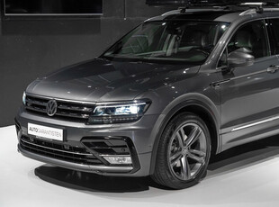 Volkswagen Tiguan 150HK R-LINE 4Motion DSG Pano Webasto ACC Skinn Krok+++