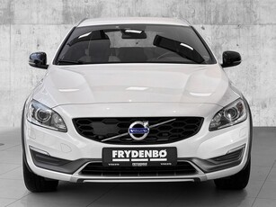 Volvo V60 Cross Country D4 AWD Momentum ACC|18