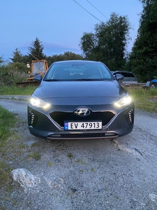 Hyundai IONIQ IONIQ ELECTRIC 88KW -Teknikk m/skinn -service utført