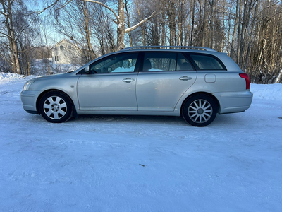 Toyota Avensis AVENSIS 1.8-129