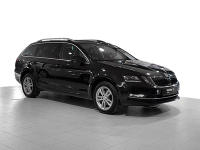 2020 Skoda Octavia Style 184hk TDI 4x4/krok/ACC/Canton/webasto