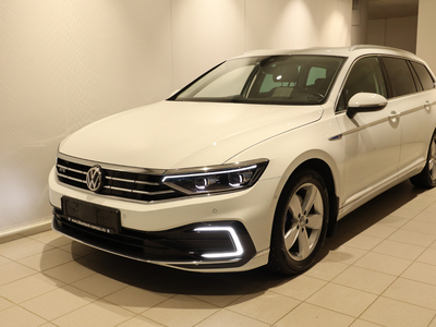 2020 Volkswagen Passat GTE 218hk