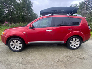 Mitsubishi Outlander OUTLANDER 2.0-140 D 4WD