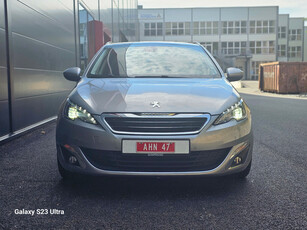 Peugeot 308 1.2-131