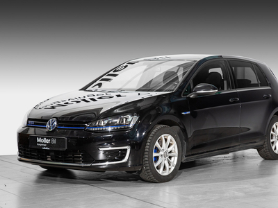 2016 Volkswagen Golf GTE 5d gte