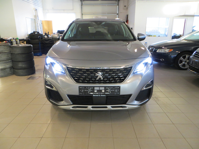 Peugeot 5008 Allure 1,2 PureTech 130hk aut skinn/krok