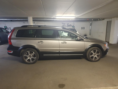 Volvo XC 70 2.4-215 D5 AWD Summum Aut VOC Webasto/Krok/Skinn/Navi++