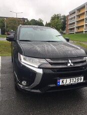 Mitsubishi Outlander OUTLANDER 2.0-121 4WD