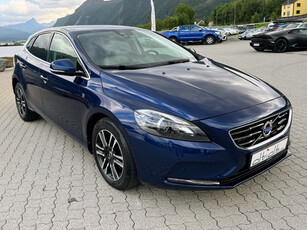 Volvo V40 D2 Ocean Race /Service / DAB+ / Cruise++