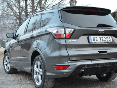 Ford Kuga 1,5 TDCi 120hk FWD ST-Line El.Hengerfeste,Navigasjon++