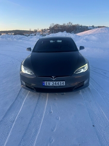 Tesla Model S 75D 4WD