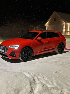 Audi e-tron E-TRON 55 S-line B/O,Matrix,Nattsyn,panoramra