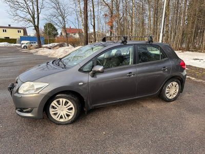 Toyota Auris AURIS 1.6-124