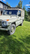 Mercedes-Benz Geländewagen 240 D