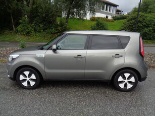 Kia Soul EXCLUSIVE SKINN RATTVARME CRUISE NAVI AUX USB DAB+