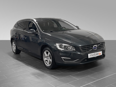 2017 Volvo V60 D2 Summum aut Ryggekamera/Navigasjon/Skinn/Hengerfeste