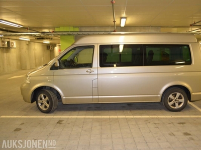 Volkswagen Transporter Caravelle 2.5 TDI 131HK 4MOTION WEBASTO HENGERFESTE