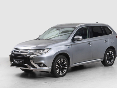 2016 Mitsubishi Outlander Instyle+ 2,0-150 CVT 4WD