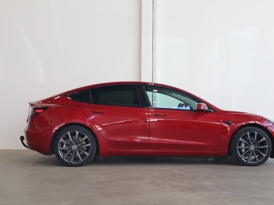 Tesla Model 3 Long Range AWD / KROK / AUTOPILOT / SKINN / 19 S+V