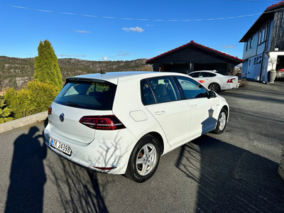 Volkswagen Golf E-GOLF 24KW