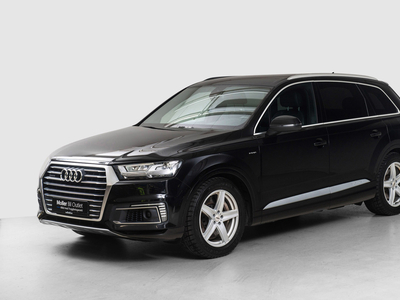 2018 Audi Q7 e-tron quattro 373 hk 5-s