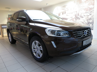 2014 Volvo XC60 D4 2,4D Summum AWD aut