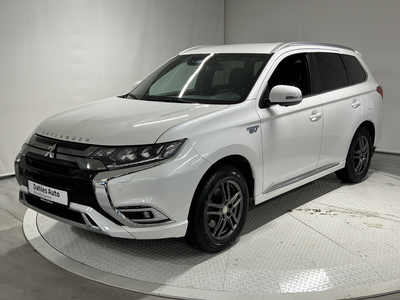 2019 Mitsubishi Outlander PHEV Instyle+ 2,4 224hk. ACC/Skinn/360/P-klima/Rockford/Dab+