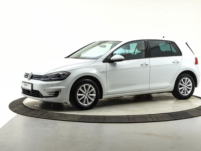 2019 Volkswagen Golf e-Golf 136hk