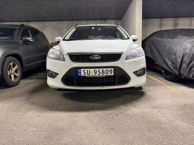 Ford Focus FOCUS 1.6 Nylig EU godkjent og service