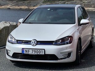 Volkswagen Golf GOLF GTE 1.4-150 Carplay/Skinn/ACC/pano/service+NY PRIS