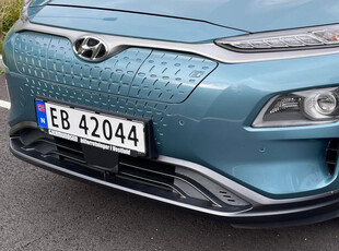 Hyundai Kona Premium / Skinn / NAVI / Panorama vindu / Hengerfeste