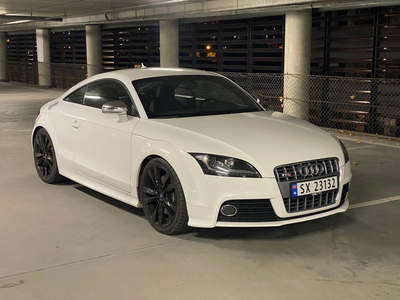 Audi TT TTS 2.0-272 QUATTRO