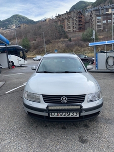 Volkswagen Passat PASSAT 1.8-125