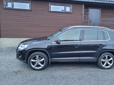 Volkswagen Tiguan TIGUAN 2.0-140 D 4MOTION Individual line