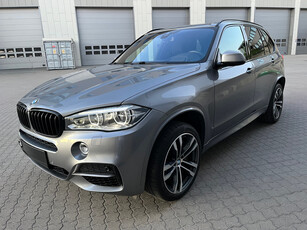 BMW X5 M50d M-sport, HUD, ACC, Web, Pano++ STRØKEN!