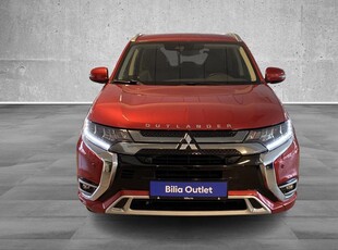 Mitsubishi Outlander LAV KM!!PHEV,LDW,4x4,Alcantara,Rattvarme,AdaptCruise