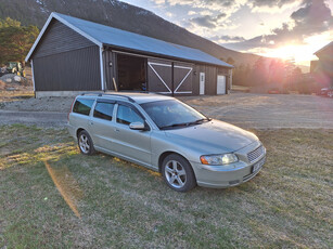 Volvo V70 V70 2.4-163 D