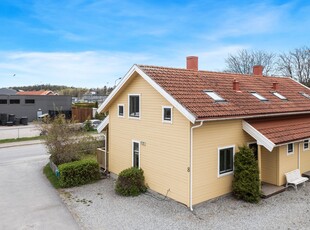 Grønliveien 8