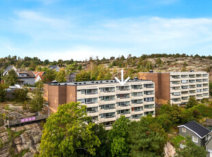 Utsikten - 2 roms sentrumsnær leilighet med flott utsikt, nytt kjøkken, innglasset veranda