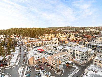 Kolbotn - 3-roms leilighet i Sentrum - Heis - Garasje - Vestvendt terrasse - Avskjermet og rolig