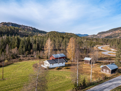 ETNEDAL Lundebruvegen 82 & 84